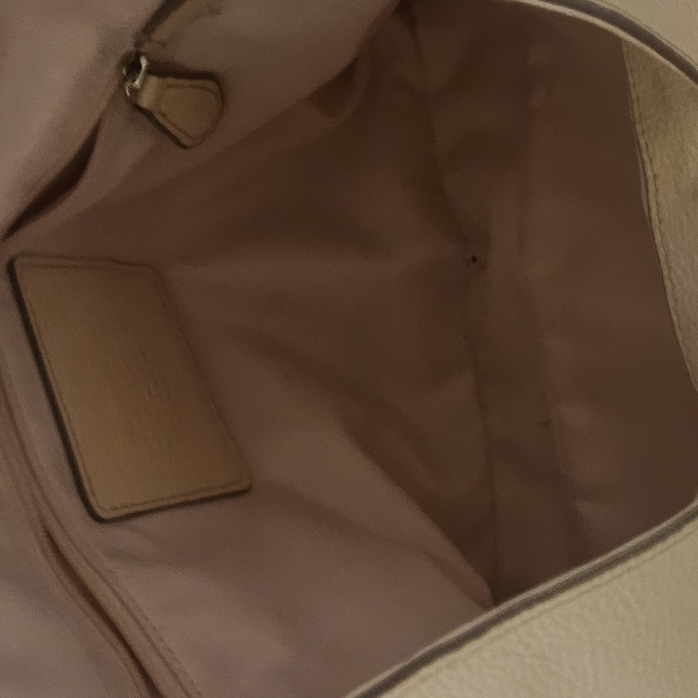 Coach Edie Shoulder Bag 39 With Horse And Carriage - Picture 9 of 9